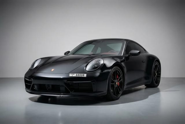 Porsche 911 GTS 2022 - Image 2