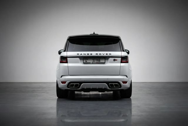 Land Rover Range Rover Sport SVR 2022 - Image 3