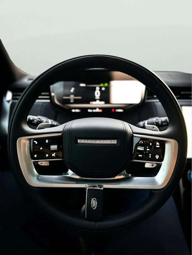 Land Rover Range Rover Vogue 2023 - Image 5