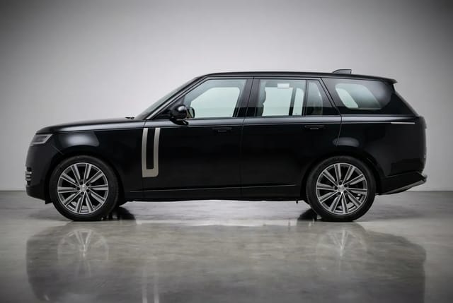 Land Rover Range Rover Vogue 2025 - Image 2