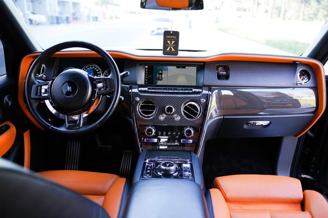 Rolls Royce Cullinan Black Badge 2024 - Image 5